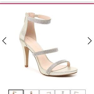 Kelly & Katie Courtnee Sandal Gold Rhinestone 10